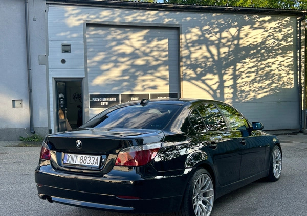 BMW Seria 5 cena 37450 przebieg: 248000, rok produkcji 2007 z Błażowa małe 137